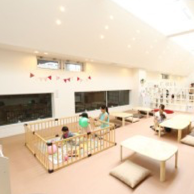 ママ会やキッズパーティー、みなさんはどんな場所で行いますか？PARTY MAMAなら、キッズスペースのあるレンタルスペースやキッチン付きのおしゃれなレンタルスペースなど、ママ会やキッズパーティーにぴったりのスペースが見つかります。お家でもレストランでもカラオケでもない、レンタルスペースで新しい体験をぜひ！
