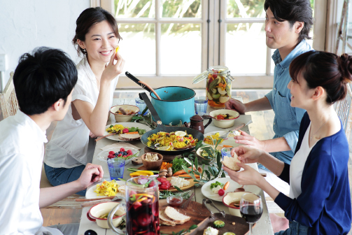 What Is PARTY NAVI?いつもと違うパーティーをしたならおしゃれで高級感のあるレンタルスペースはいかが？レンタルスペースなら、食事も音楽もサプライズ演出も自由に楽しむことができます。いつものお店ではできない、あなただけの素敵なパーティーを演出してください。